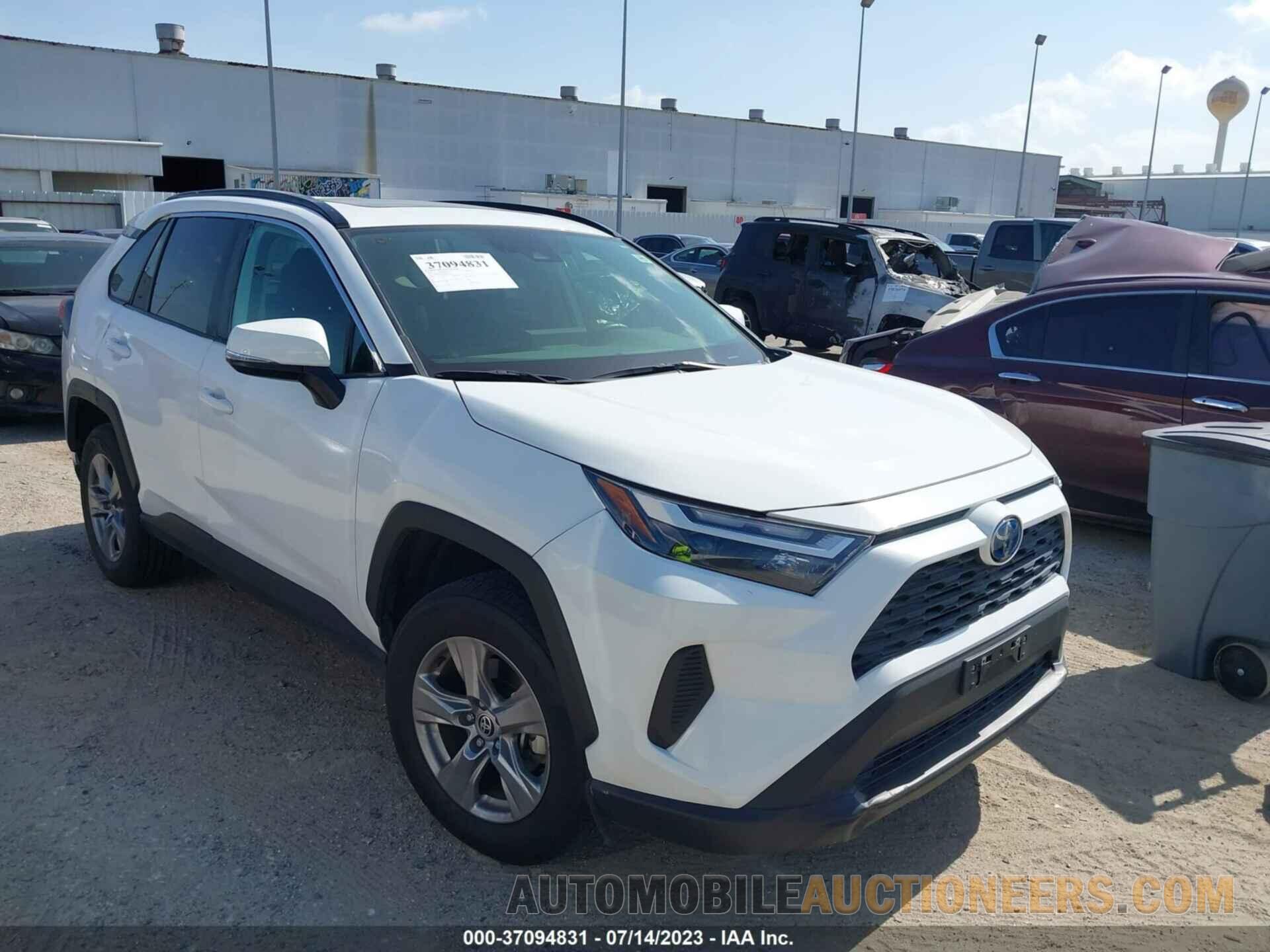 JTMRWRFV8ND137720 TOYOTA RAV4 2022