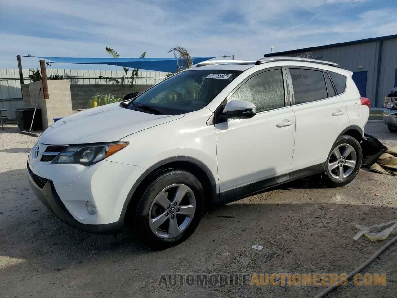 JTMWFREV0FD060881 TOYOTA RAV4 2015