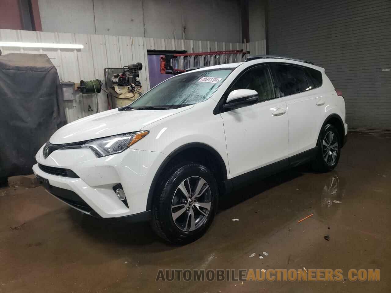 JTMWFREV0HJ106617 TOYOTA RAV4 2017