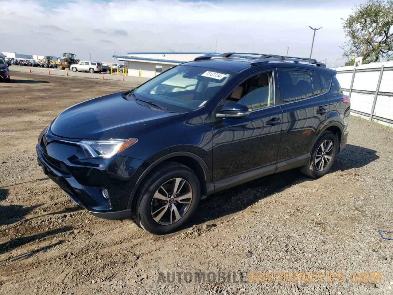 JTMWFREV0HJ138483 TOYOTA RAV4 2017