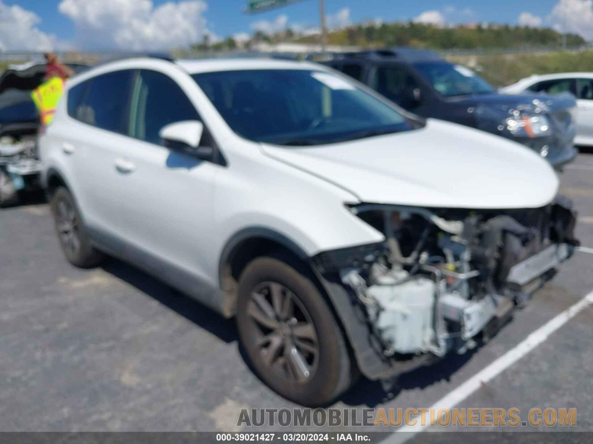 JTMWFREV0HJ712967 TOYOTA RAV4 2017