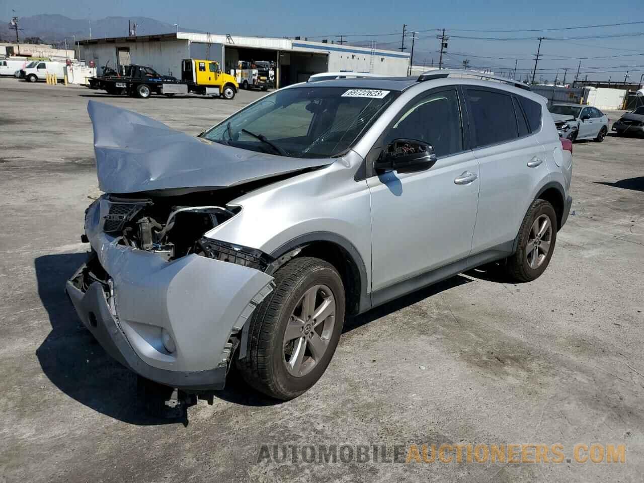 JTMWFREV1FD069394 TOYOTA RAV4 2015