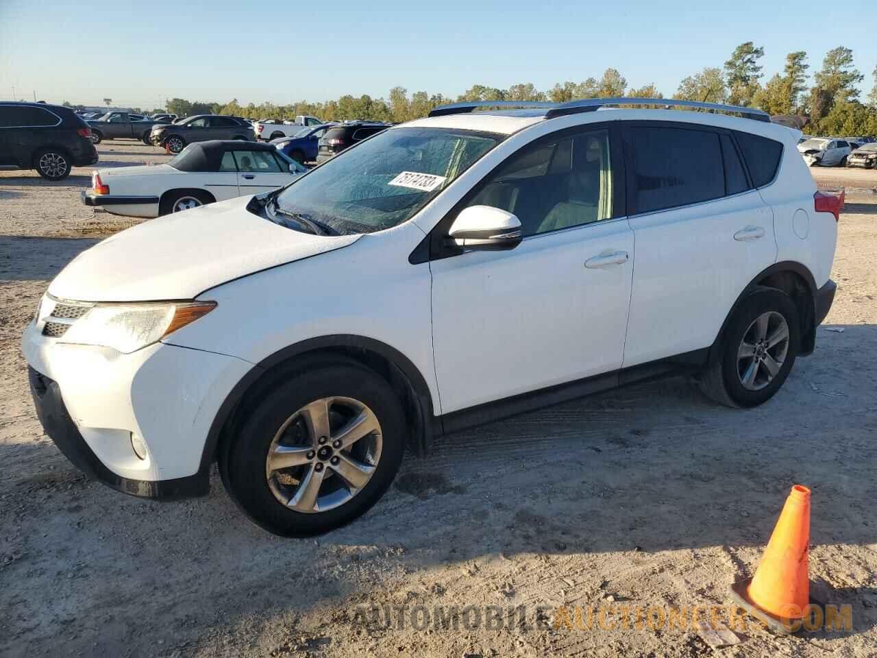 JTMWFREV1FJ048787 TOYOTA RAV4 2015