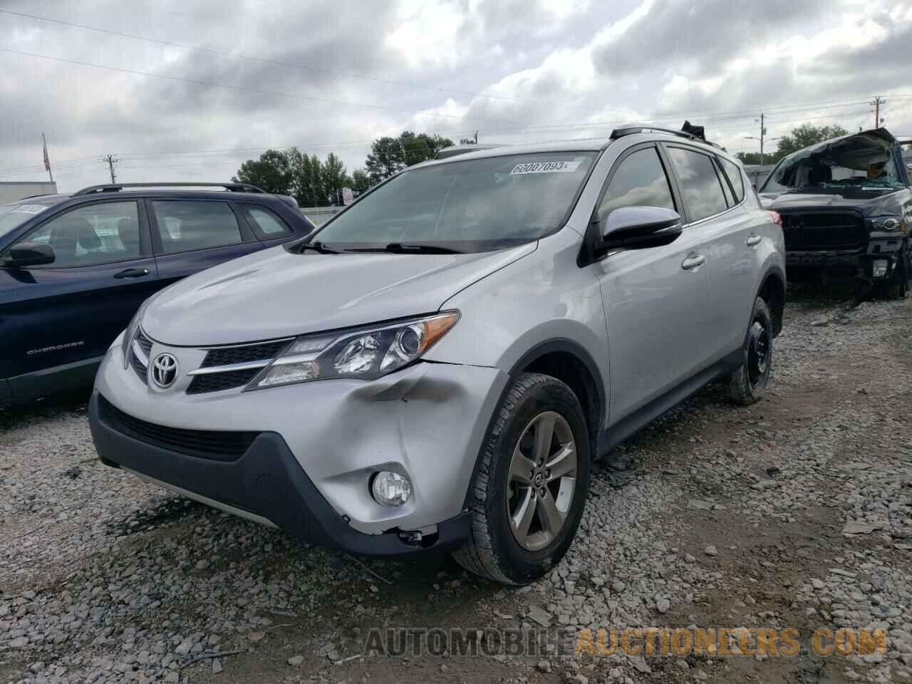 JTMWFREV1FJ052855 TOYOTA RAV4 2015