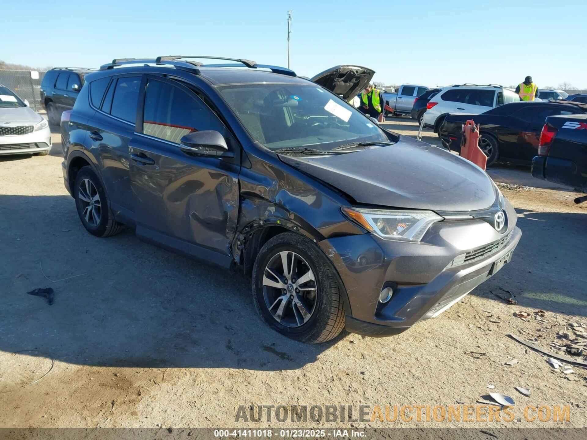 JTMWFREV1GJ064358 TOYOTA RAV4 2016