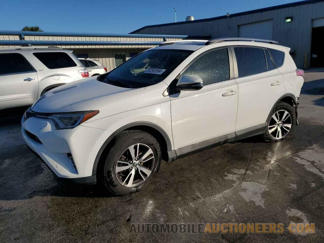 JTMWFREV1HD099157 TOYOTA RAV4 2017