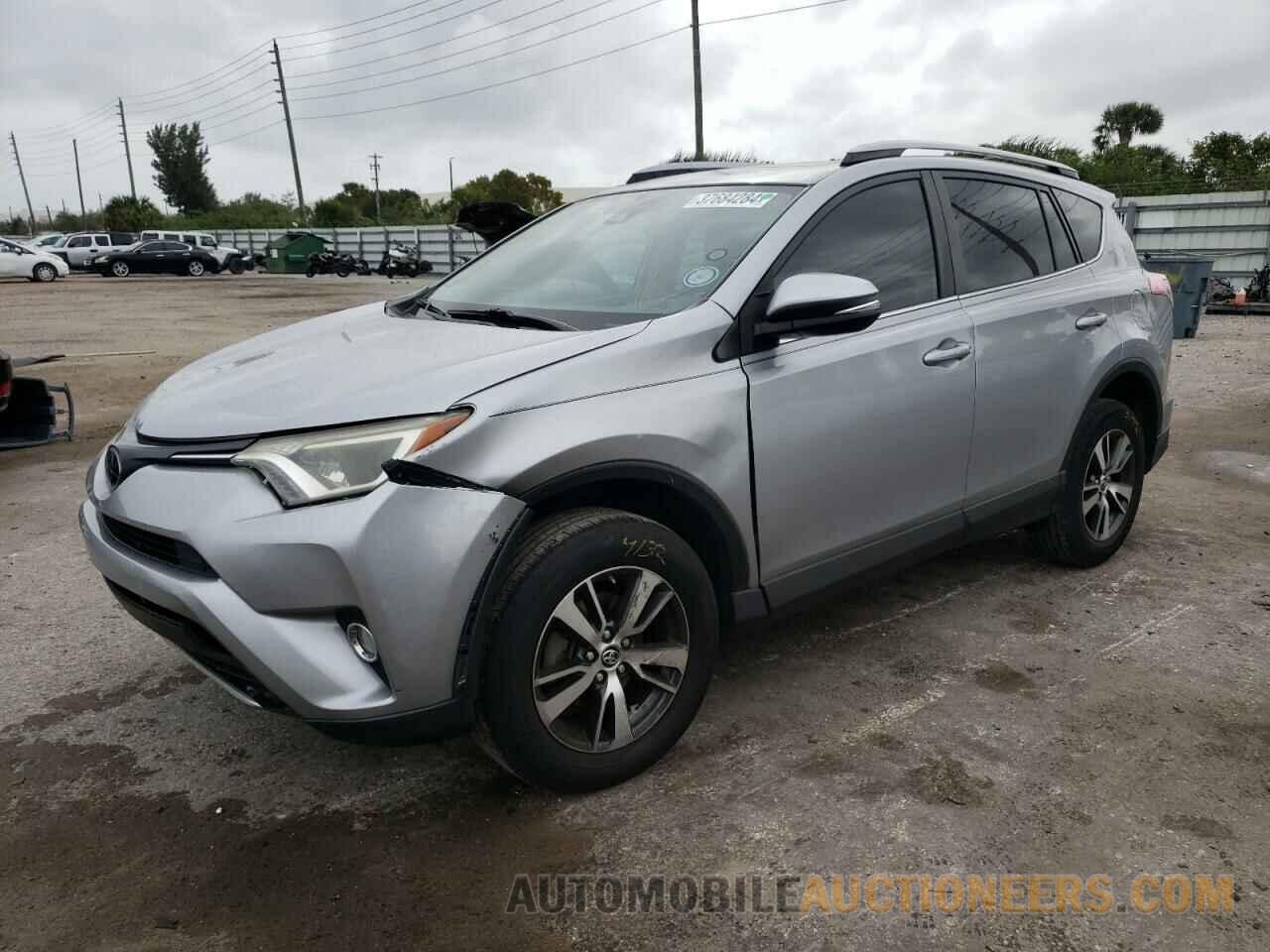 JTMWFREV1JD126461 TOYOTA RAV4 2018