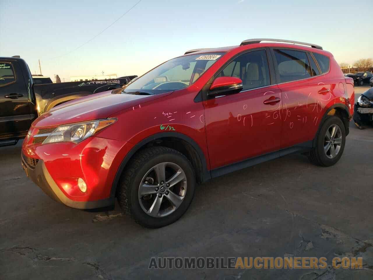 JTMWFREV2FD055701 TOYOTA RAV4 2015