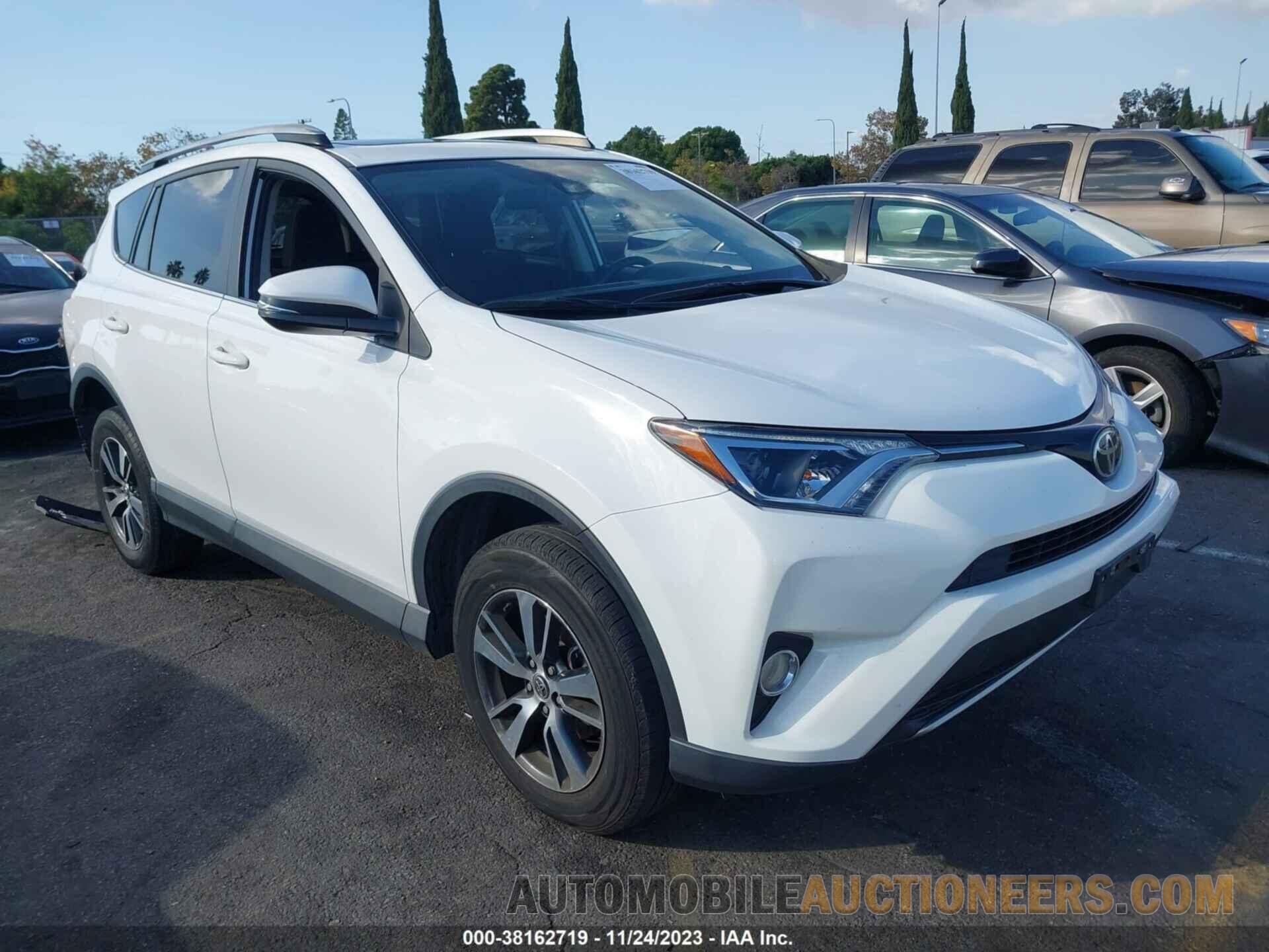 JTMWFREV2HD095585 TOYOTA RAV4 2017