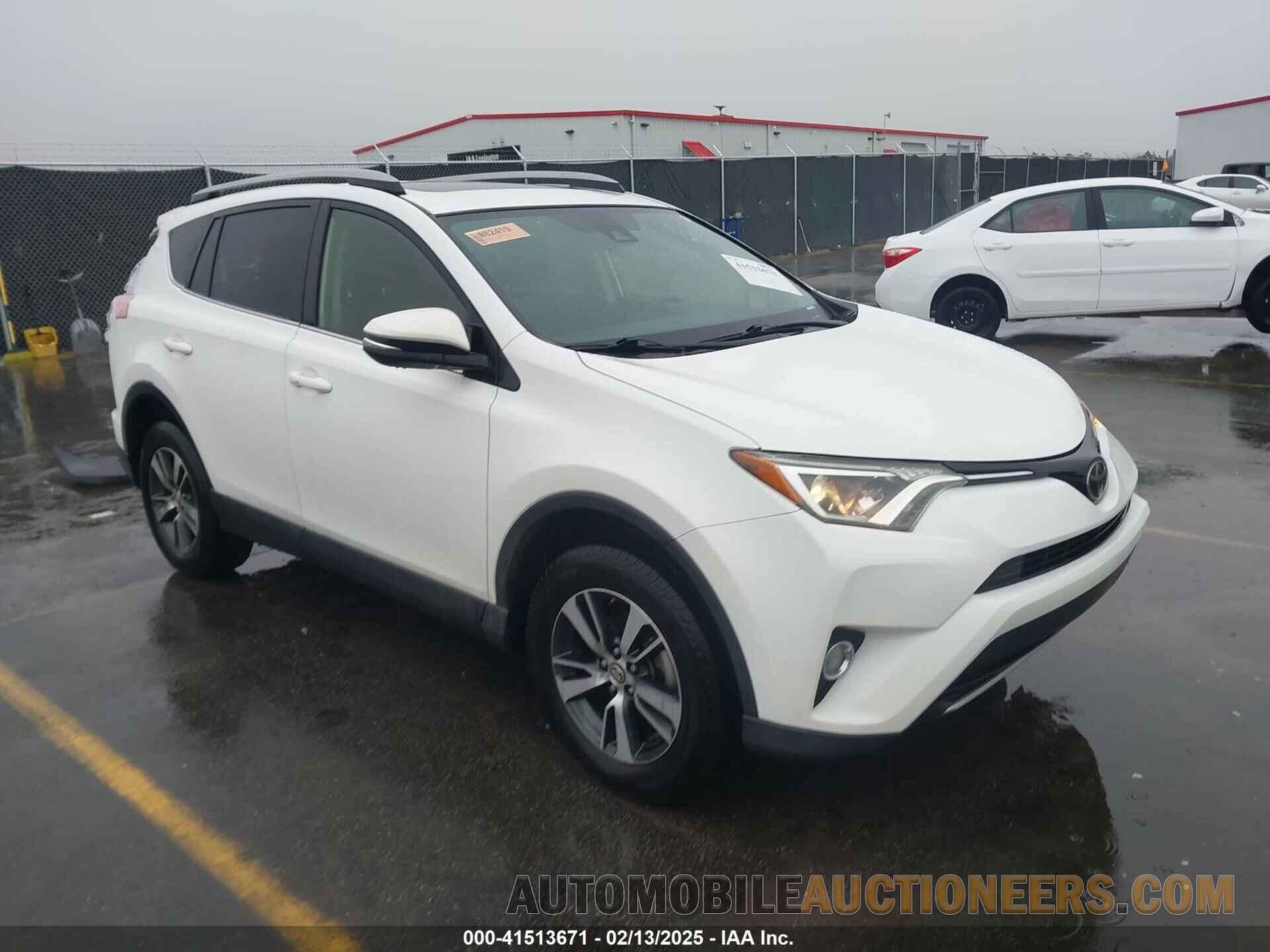 JTMWFREV3HJ127817 TOYOTA RAV4 2017