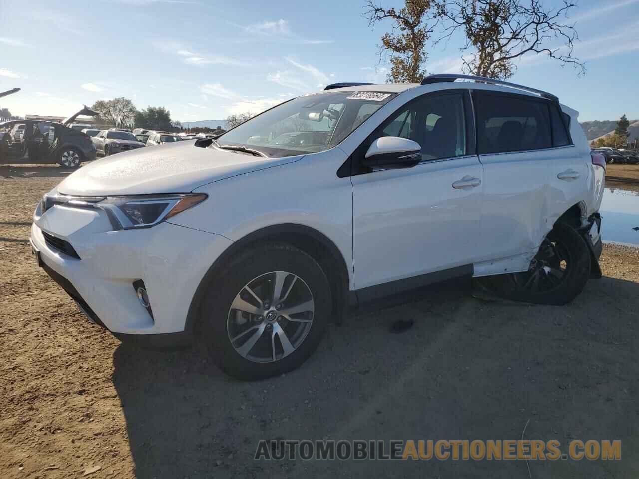 JTMWFREV3JJ200285 TOYOTA RAV4 2018