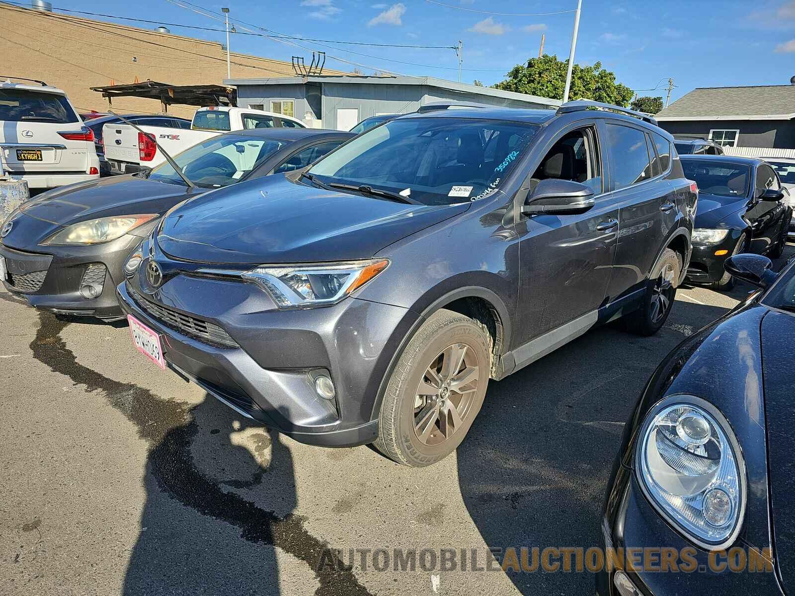 JTMWFREV4HJ109150 Toyota RAV4 2017