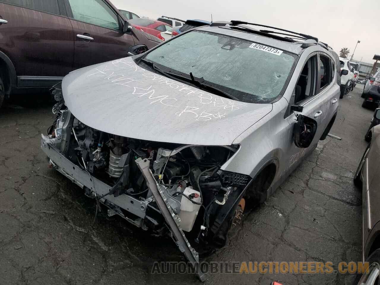 JTMWFREV4JJ207164 TOYOTA RAV4 2018