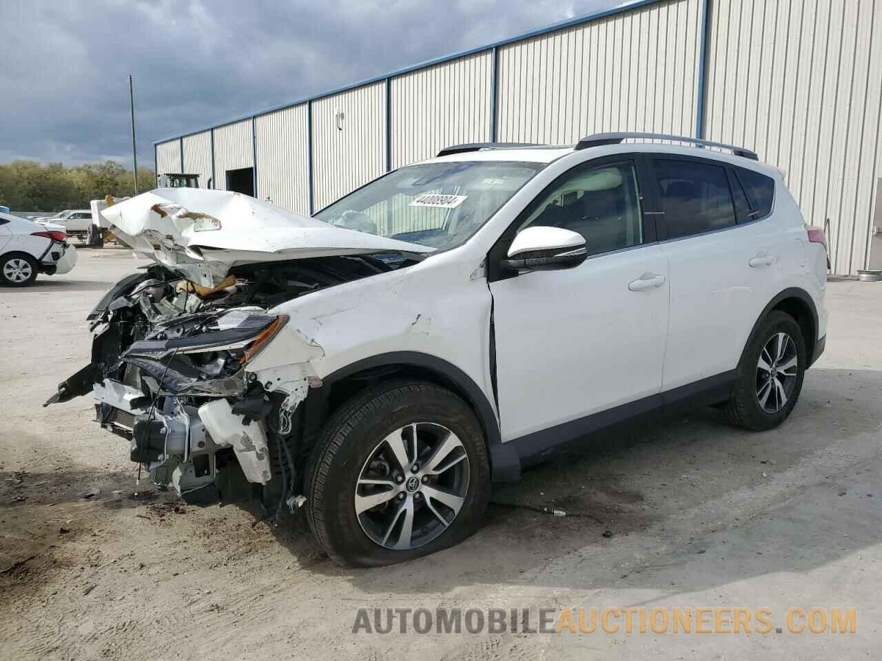 JTMWFREV4JJ729857 TOYOTA RAV4 2018