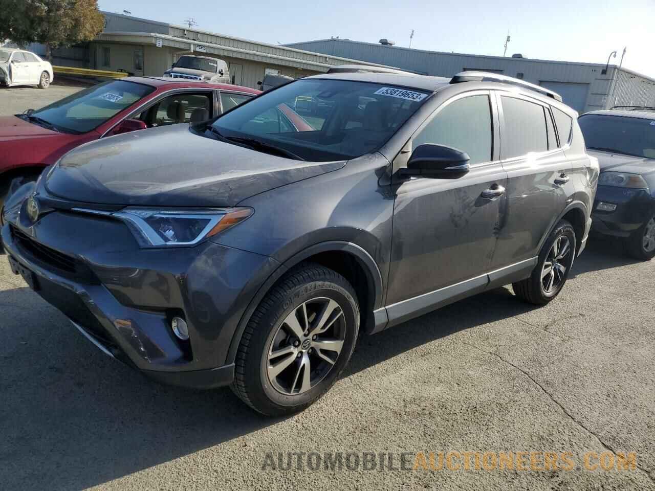 JTMWFREV4JJ737635 TOYOTA RAV4 2018