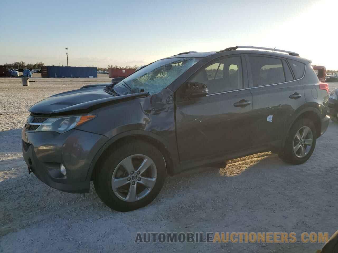 JTMWFREV5FD057846 TOYOTA RAV4 2015