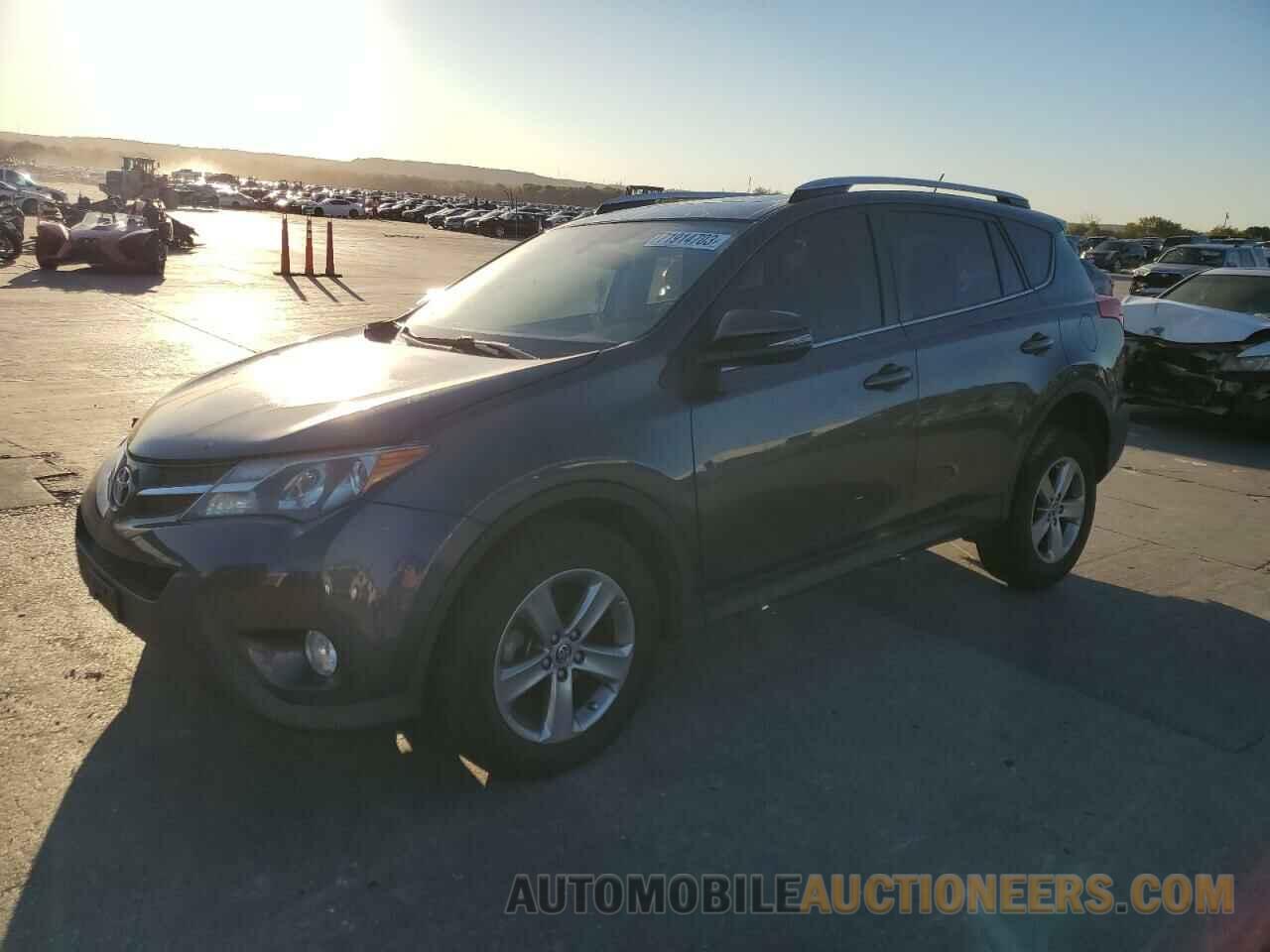 JTMWFREV5FJ042135 TOYOTA RAV4 2015