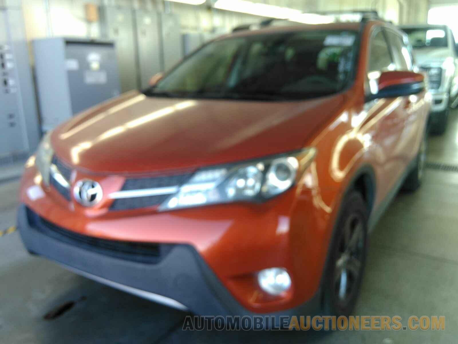 JTMWFREV6FD073277 Toyota RAV4 2015