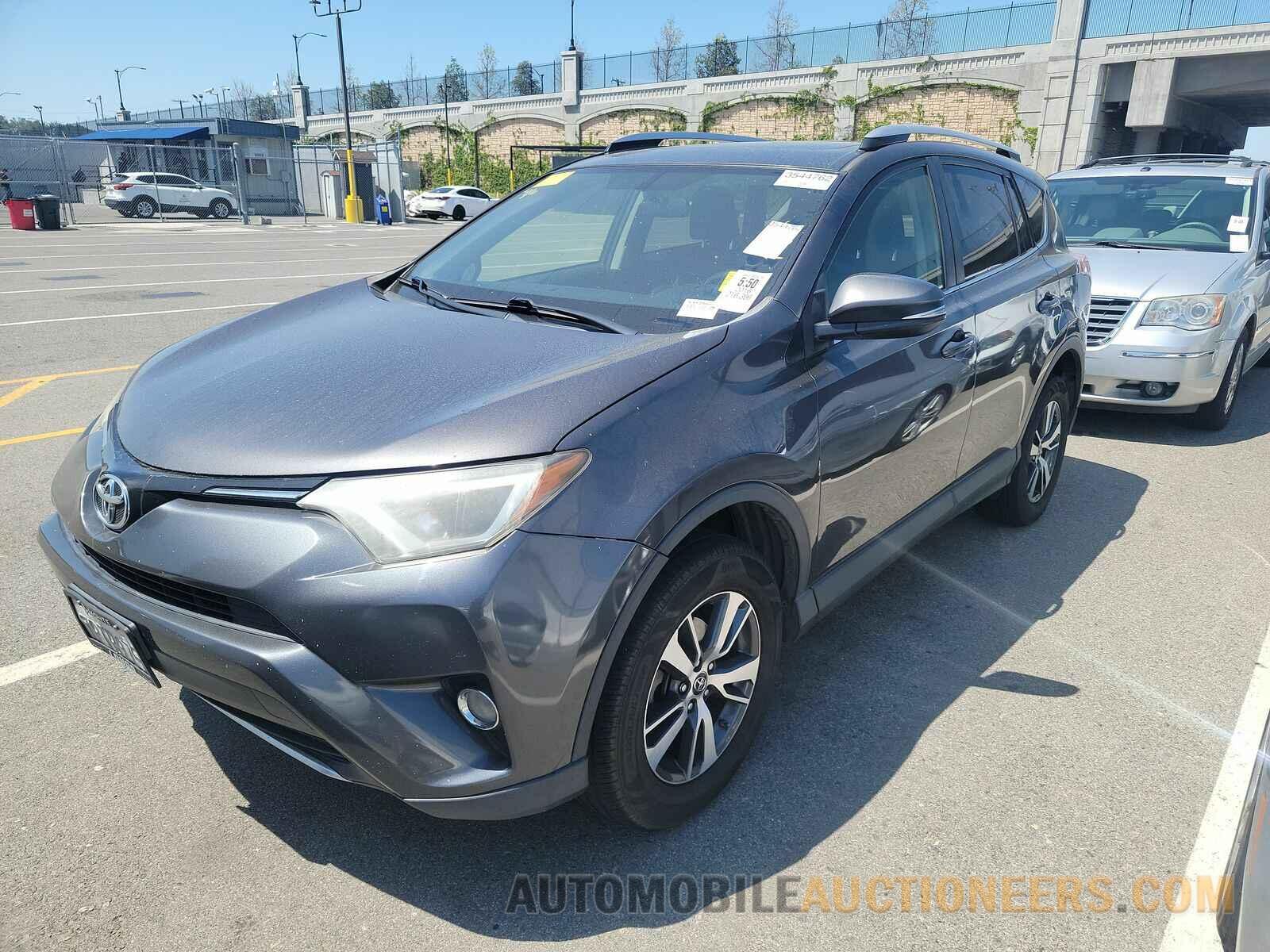 JTMWFREV6GJ065070 Toyota RAV4 2016