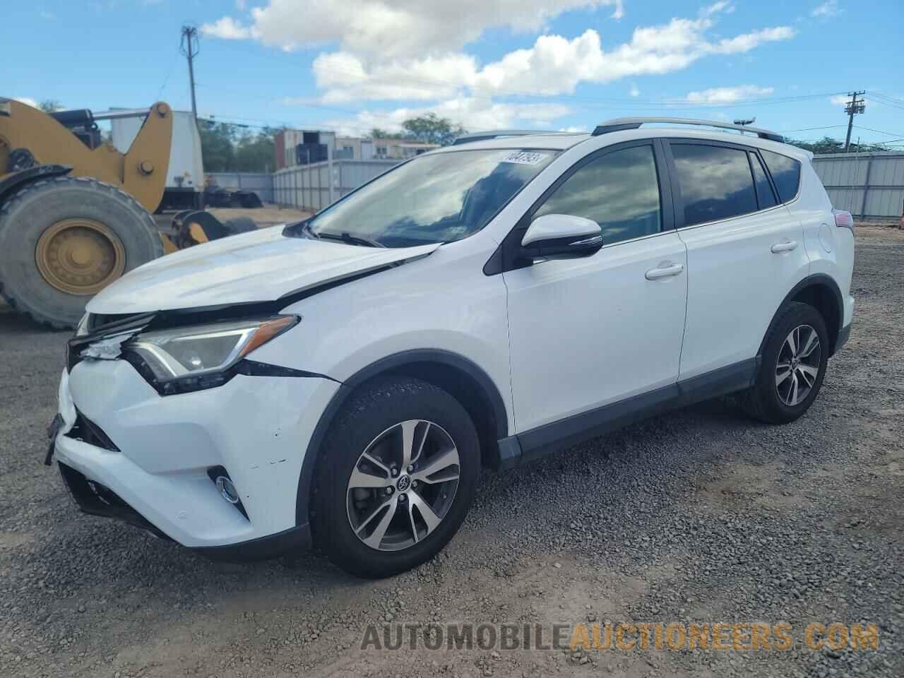 JTMWFREV6HD104157 TOYOTA RAV4 2017