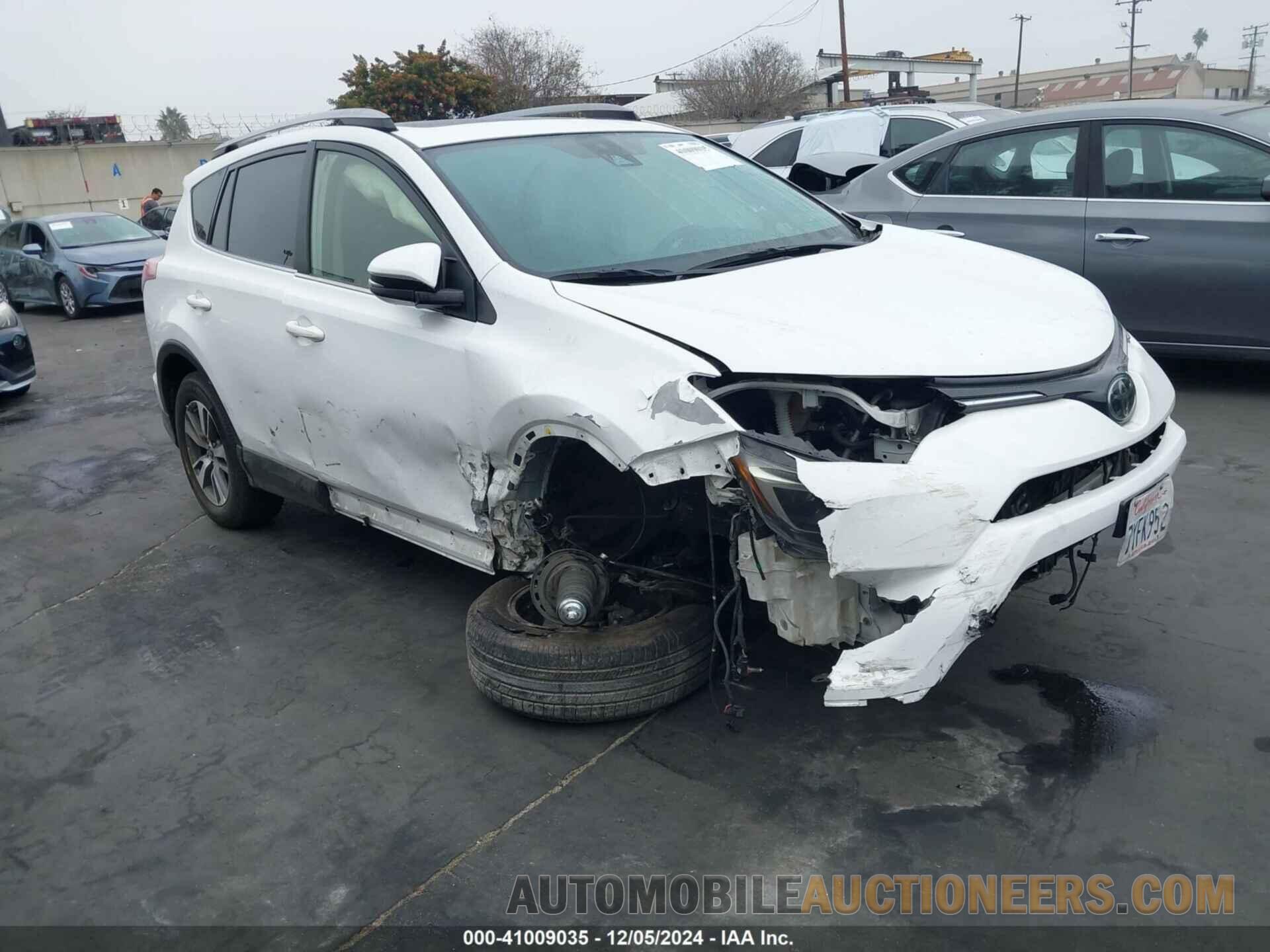 JTMWFREV6HJ137676 TOYOTA RAV4 2017