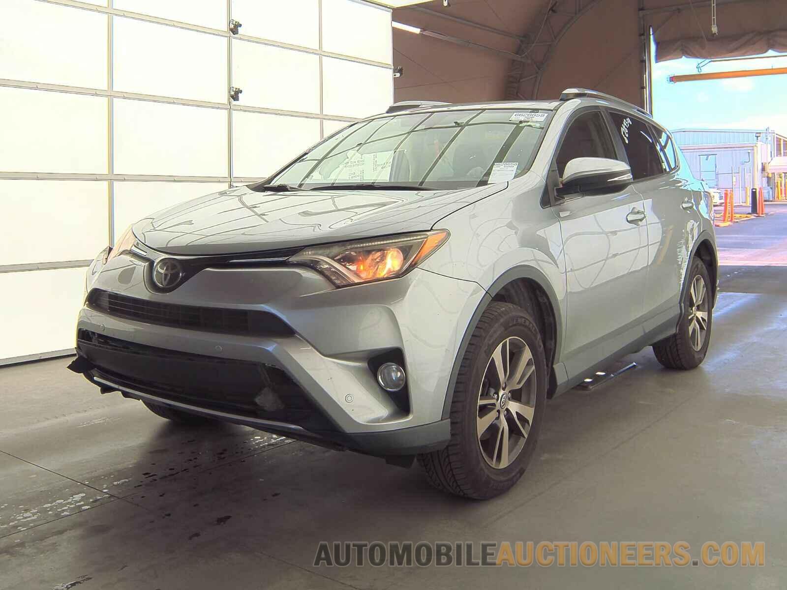 JTMWFREV6JJ173292 Toyota RAV4 2018