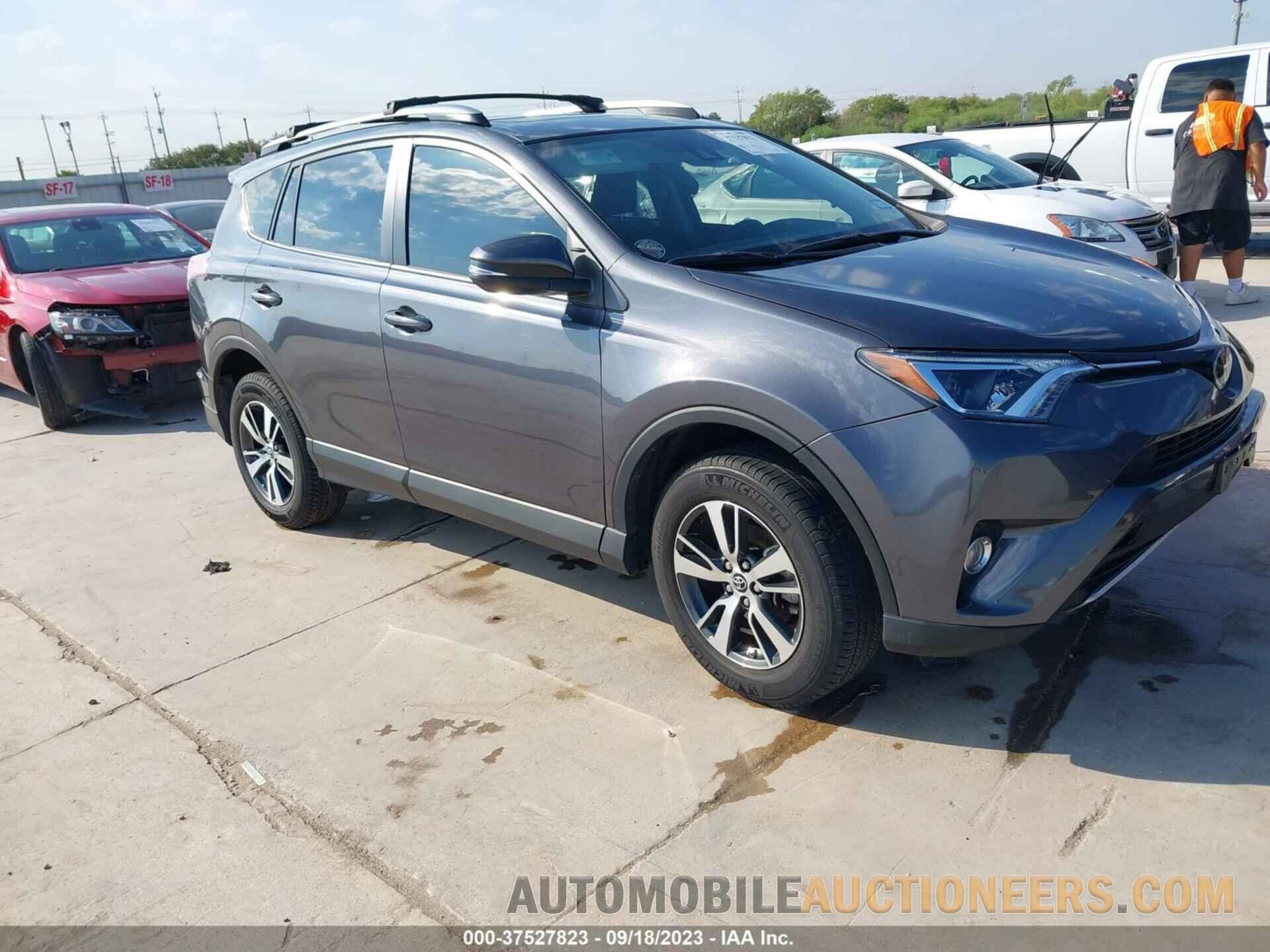 JTMWFREV7HD095212 TOYOTA RAV4 2017