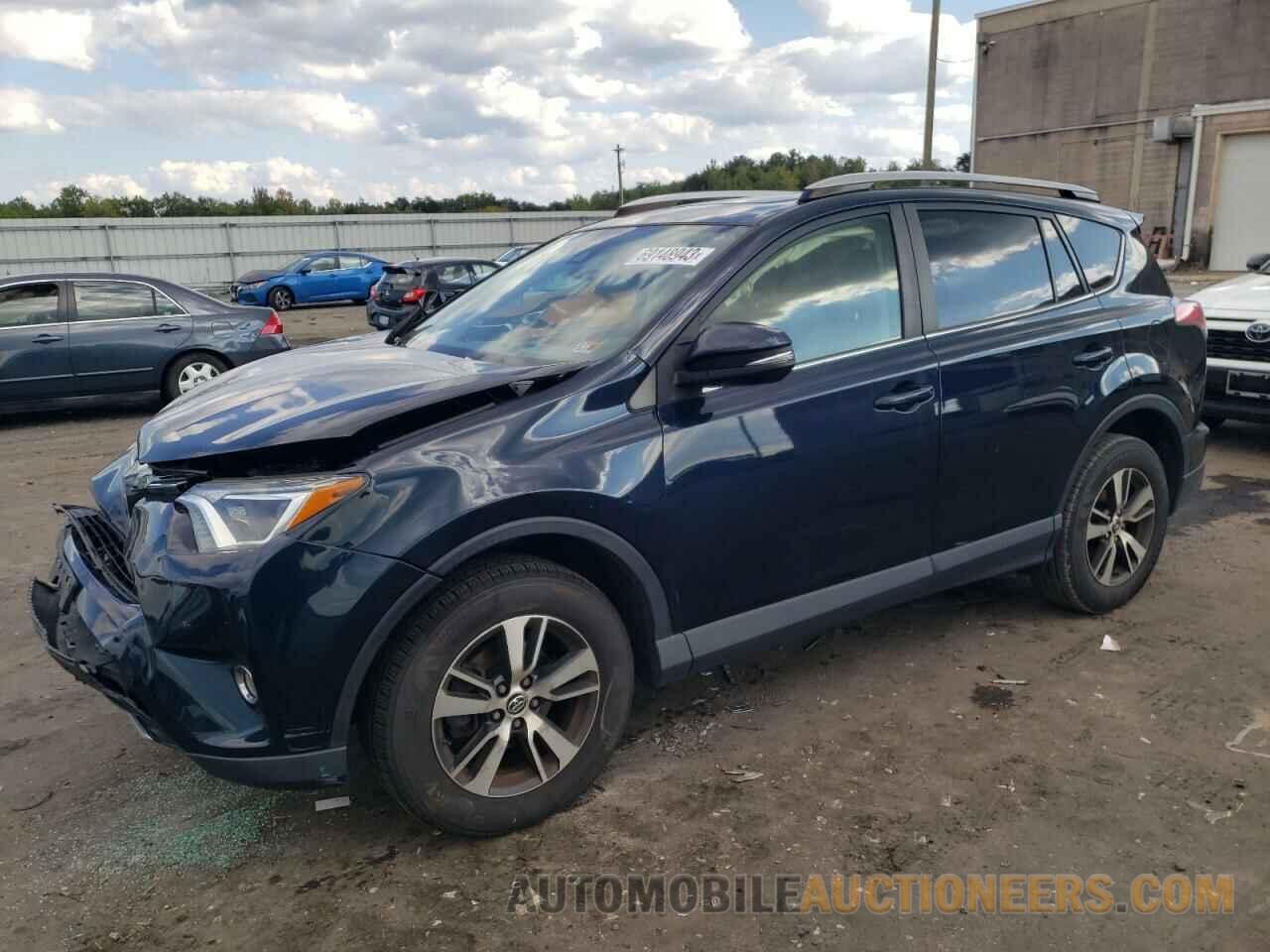 JTMWFREV7HD100327 TOYOTA RAV4 2017