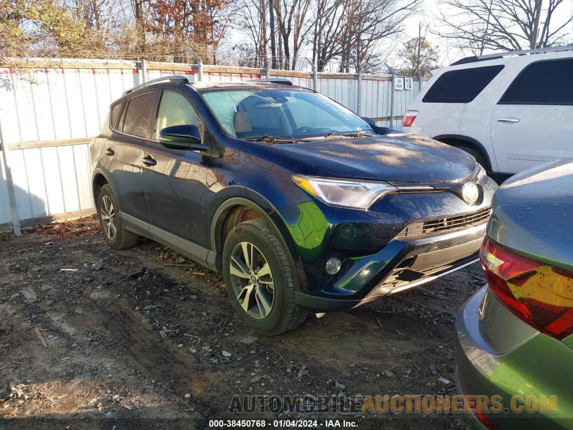 JTMWFREV7HD105382 TOYOTA RAV4 2017