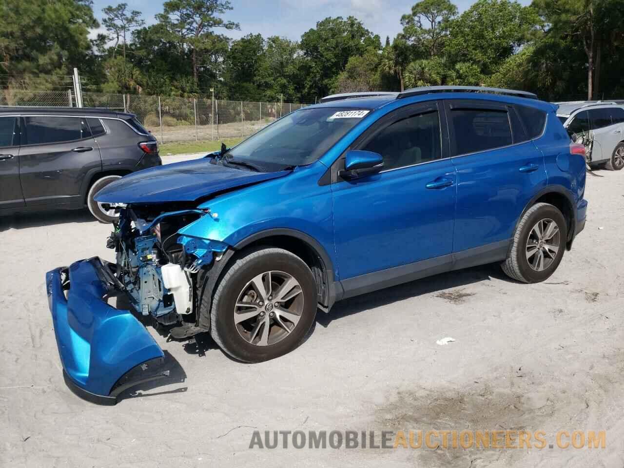 JTMWFREV7HJ104184 TOYOTA RAV4 2017