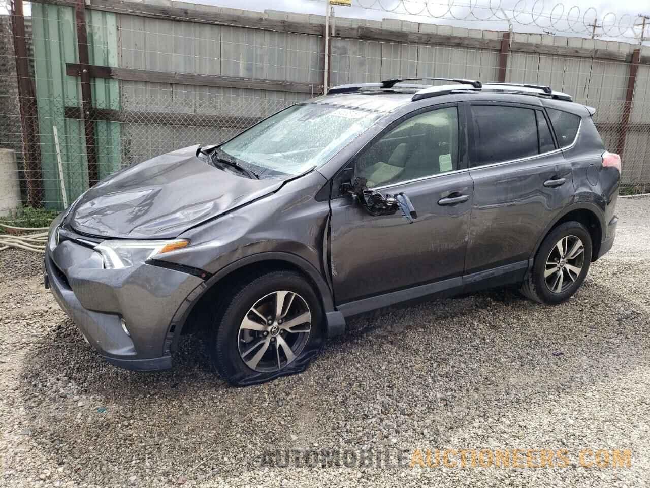 JTMWFREV7HJ110972 TOYOTA RAV4 2017