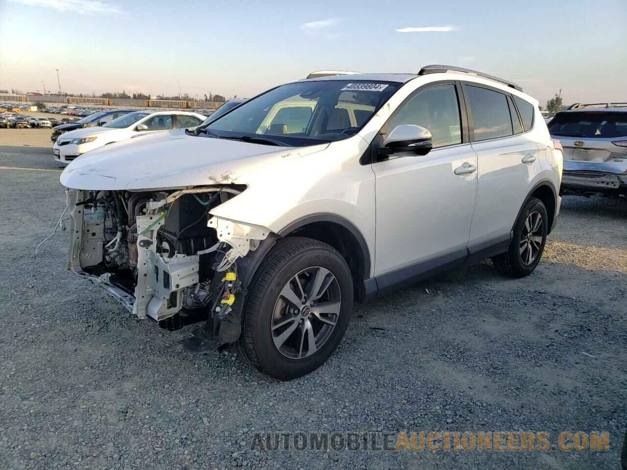 JTMWFREV7HJ117162 TOYOTA RAV4 2017