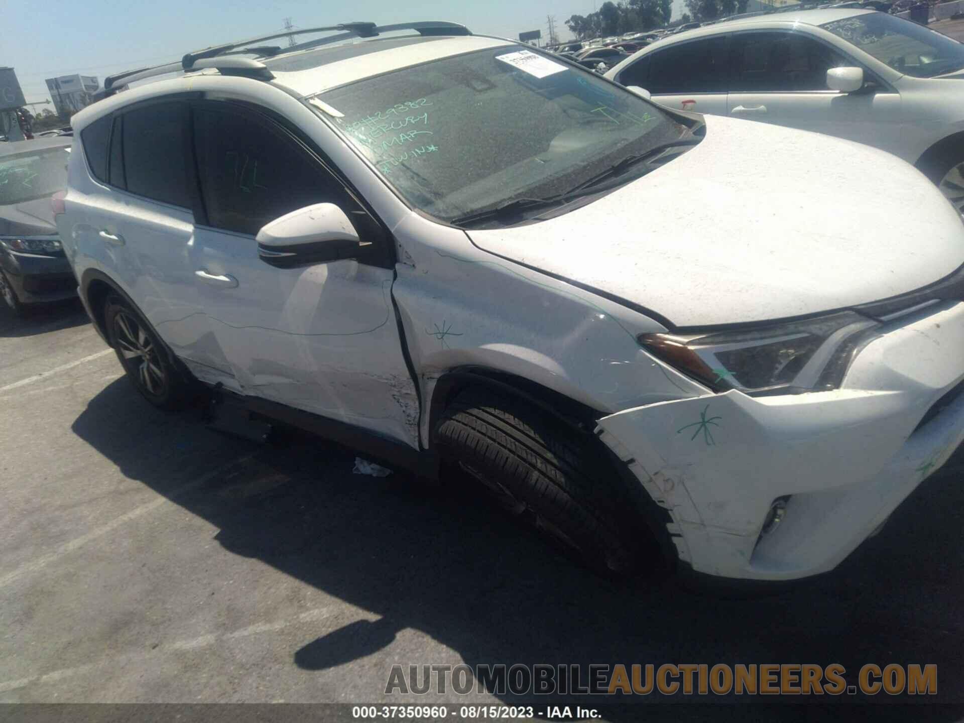 JTMWFREV7HJ125813 TOYOTA RAV4 2017