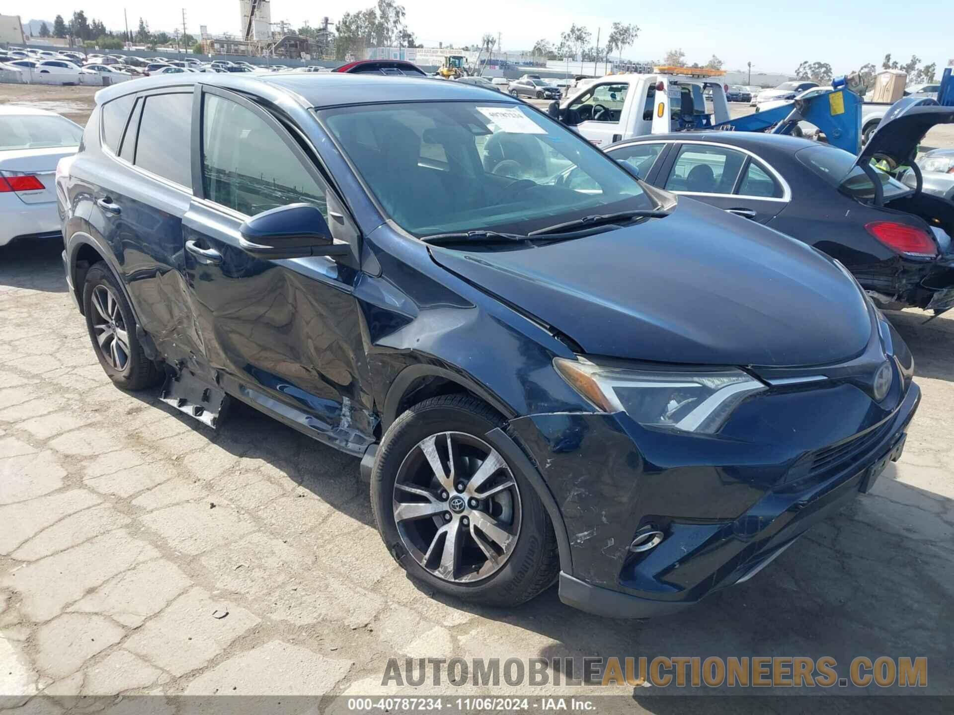 JTMWFREV7HJ147584 TOYOTA RAV4 2017