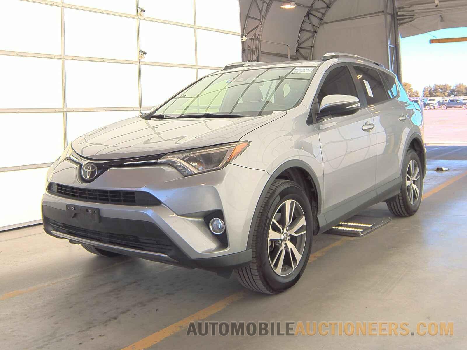 JTMWFREV7JD112709 Toyota RAV4 2018