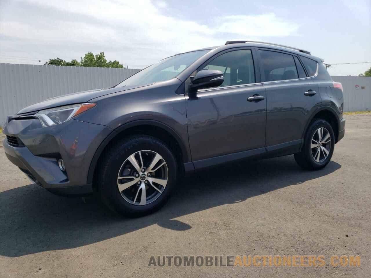 JTMWFREV8HD100806 TOYOTA RAV4 2017