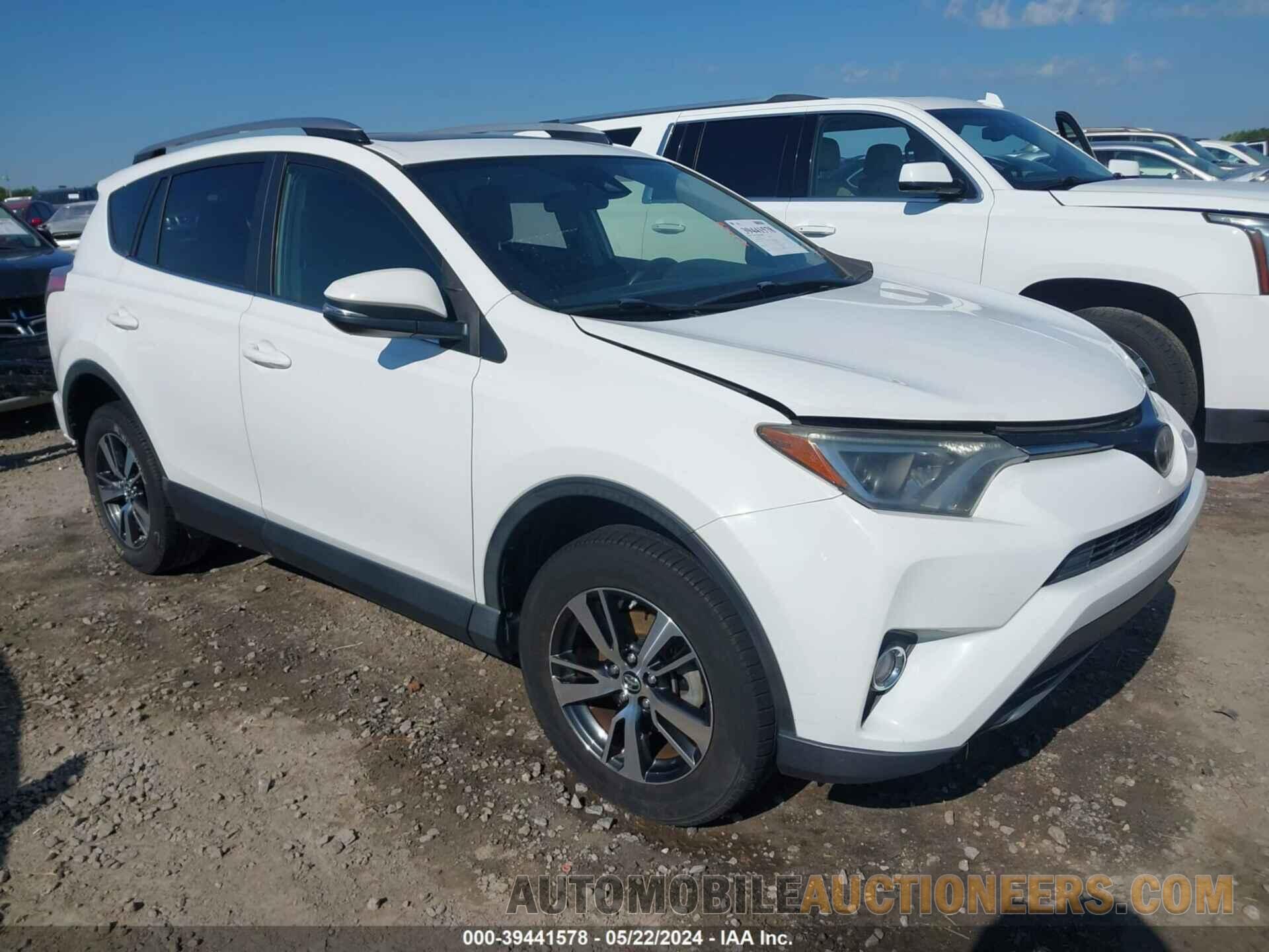 JTMWFREV8HD104659 TOYOTA RAV4 2017