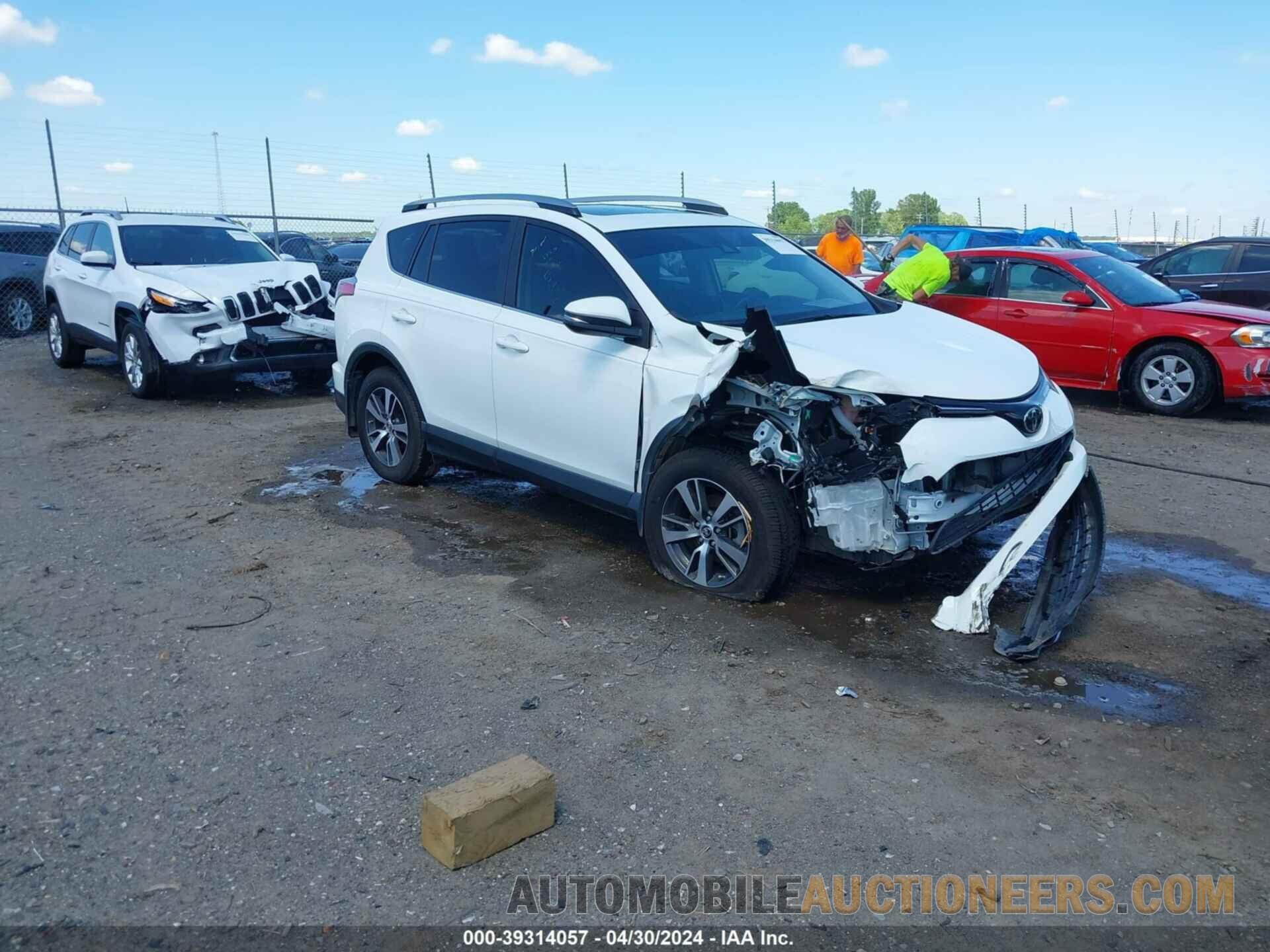 JTMWFREV8HJ129059 TOYOTA RAV4 2017