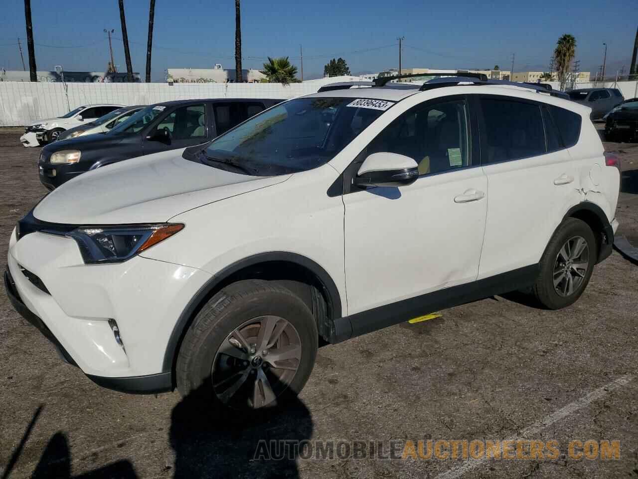 JTMWFREV8HJ702347 TOYOTA RAV4 2017