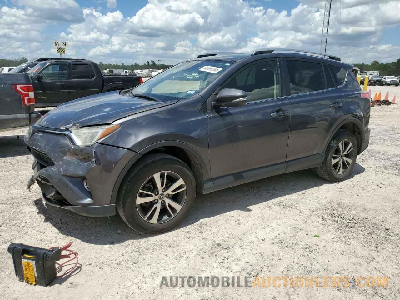 JTMWFREV8HJ705474 TOYOTA RAV4 2017