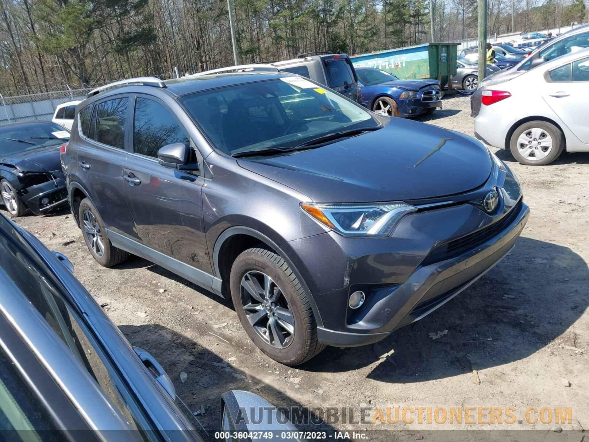 JTMWFREV8JJ181121 TOYOTA RAV4 2018