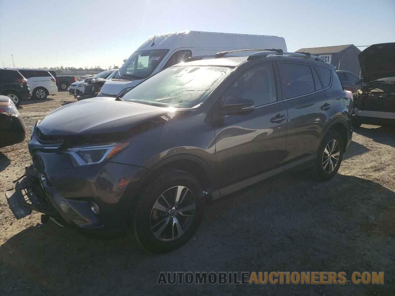 JTMWFREV8JJ748556 TOYOTA RAV4 2018