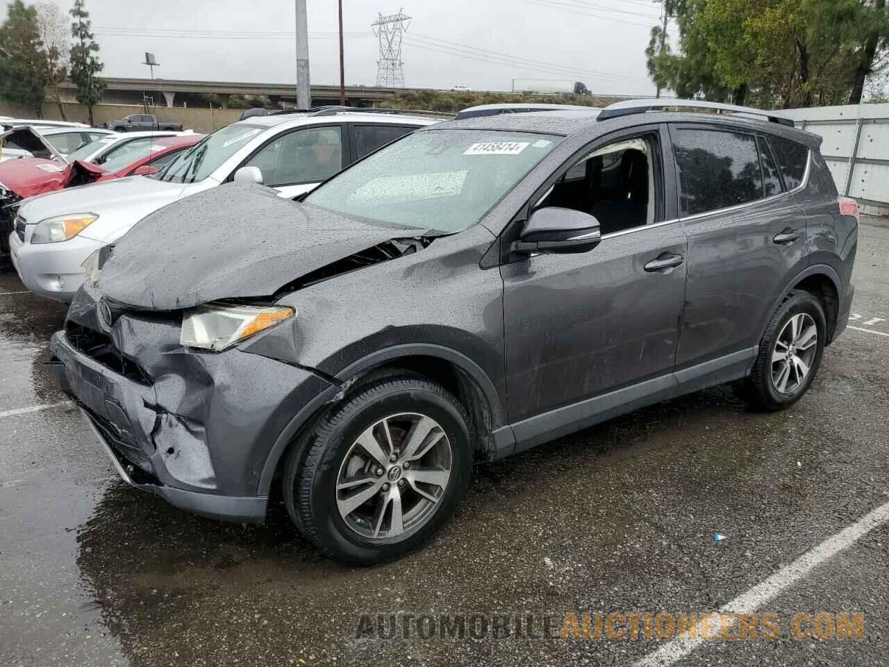 JTMWFREV9HJ711820 TOYOTA RAV4 2017