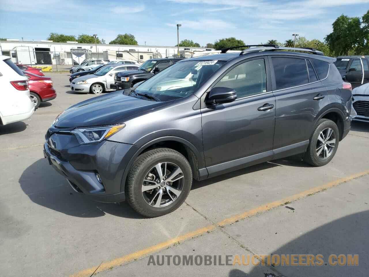 JTMWFREV9JD128863 TOYOTA RAV4 2018