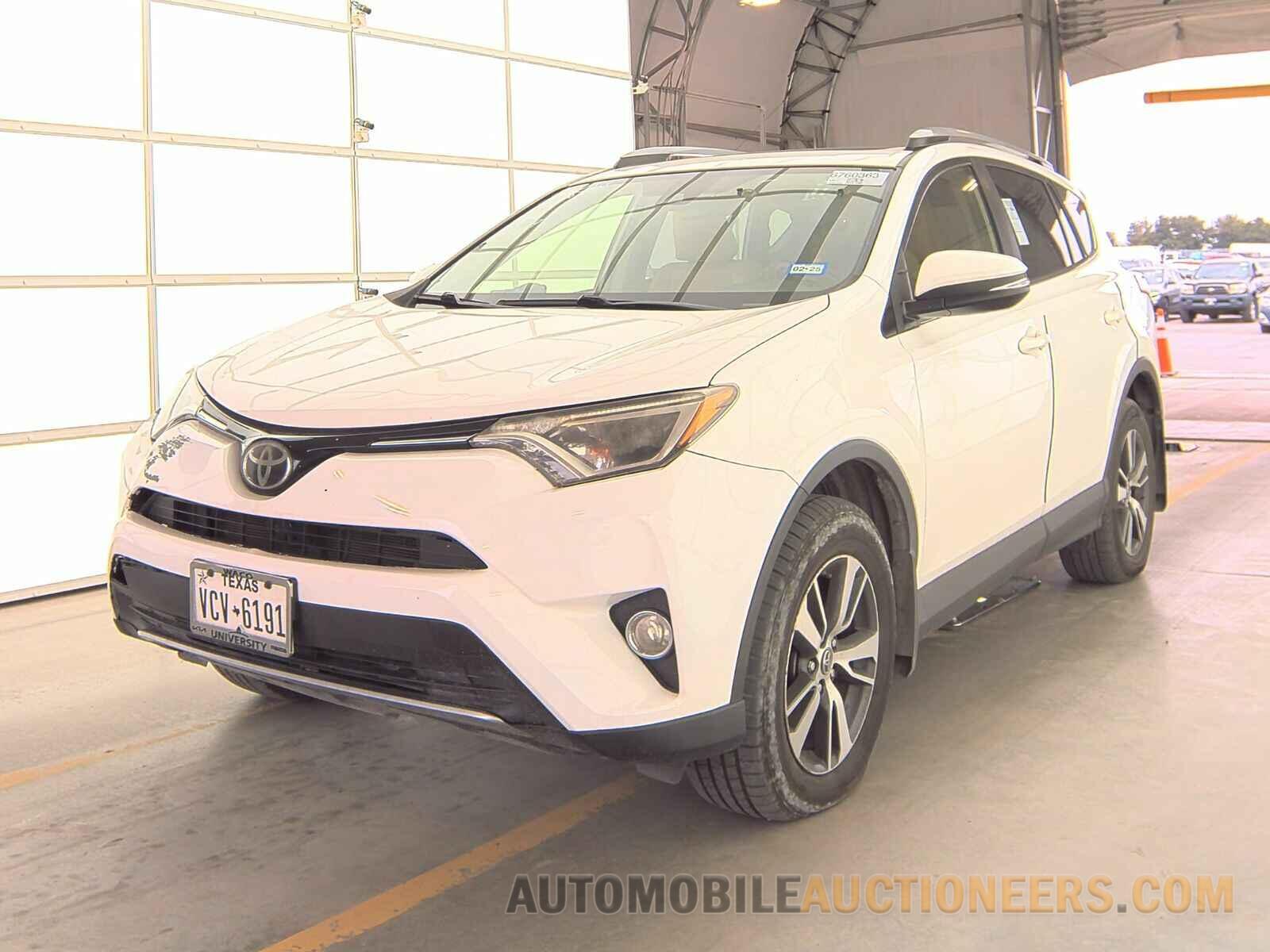 JTMWFREV9JJ154557 Toyota RAV4 2018