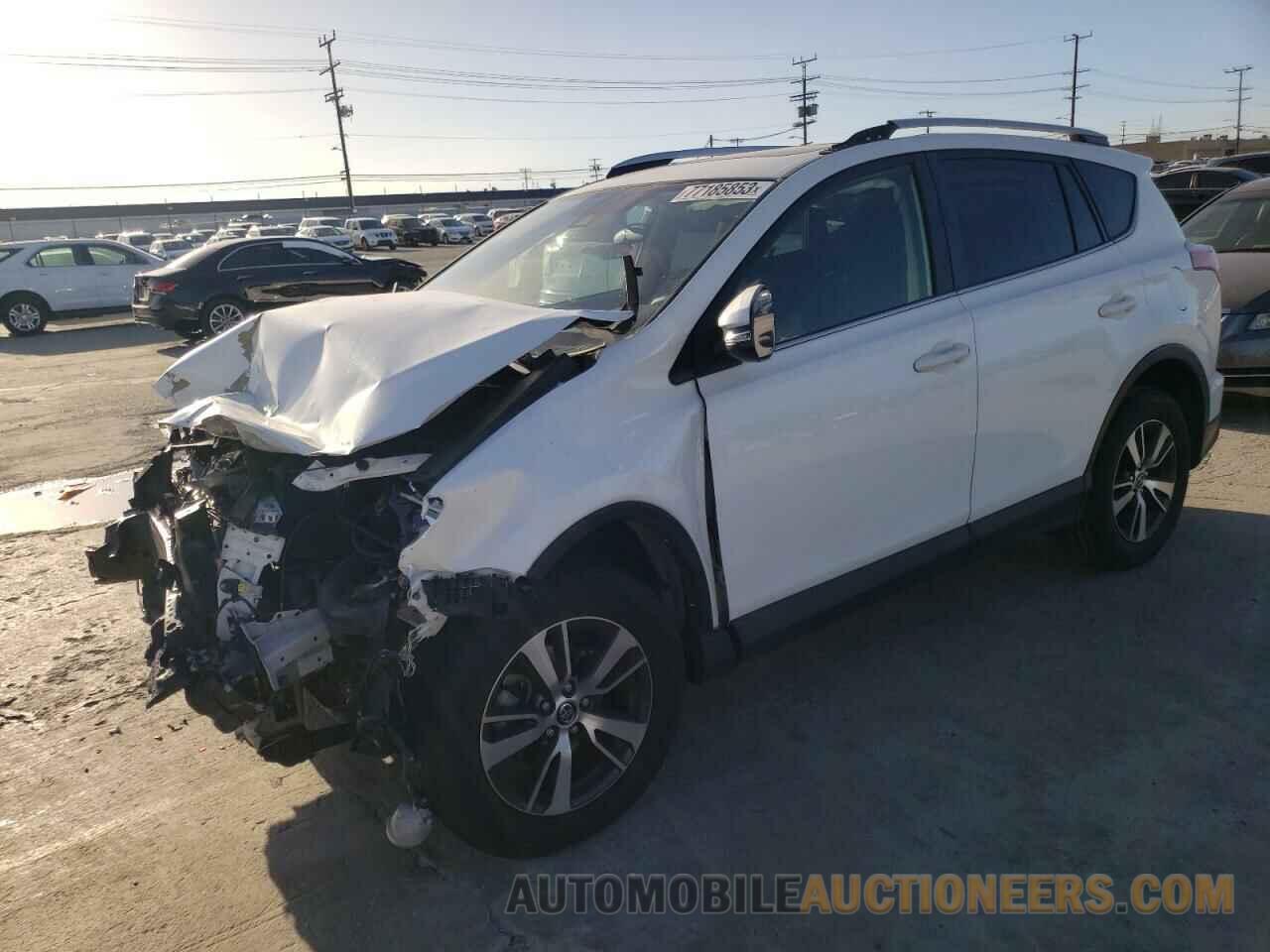 JTMWFREV9JJ723696 TOYOTA RAV4 2018