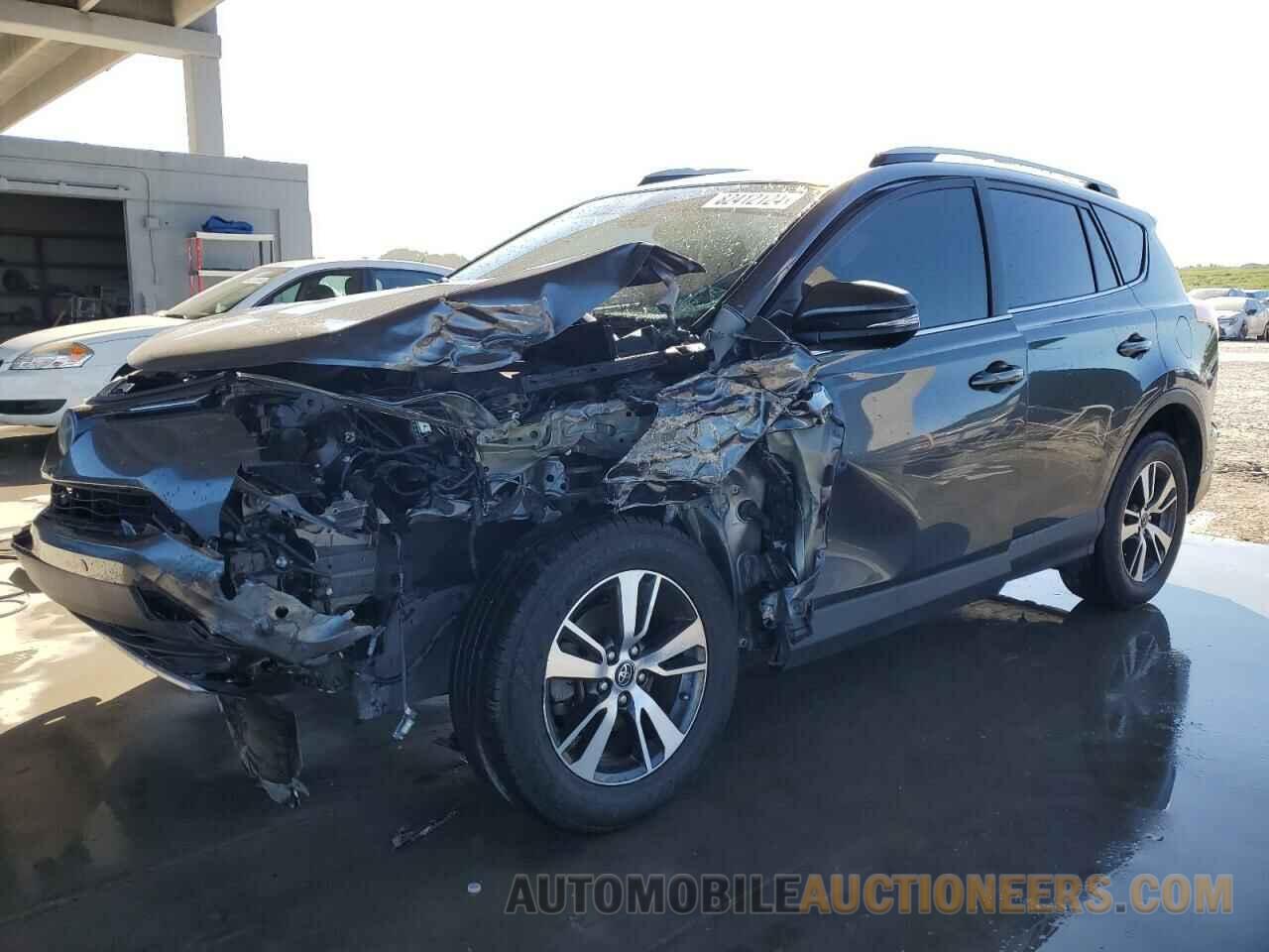 JTMWFREVXHD098458 TOYOTA RAV4 2017