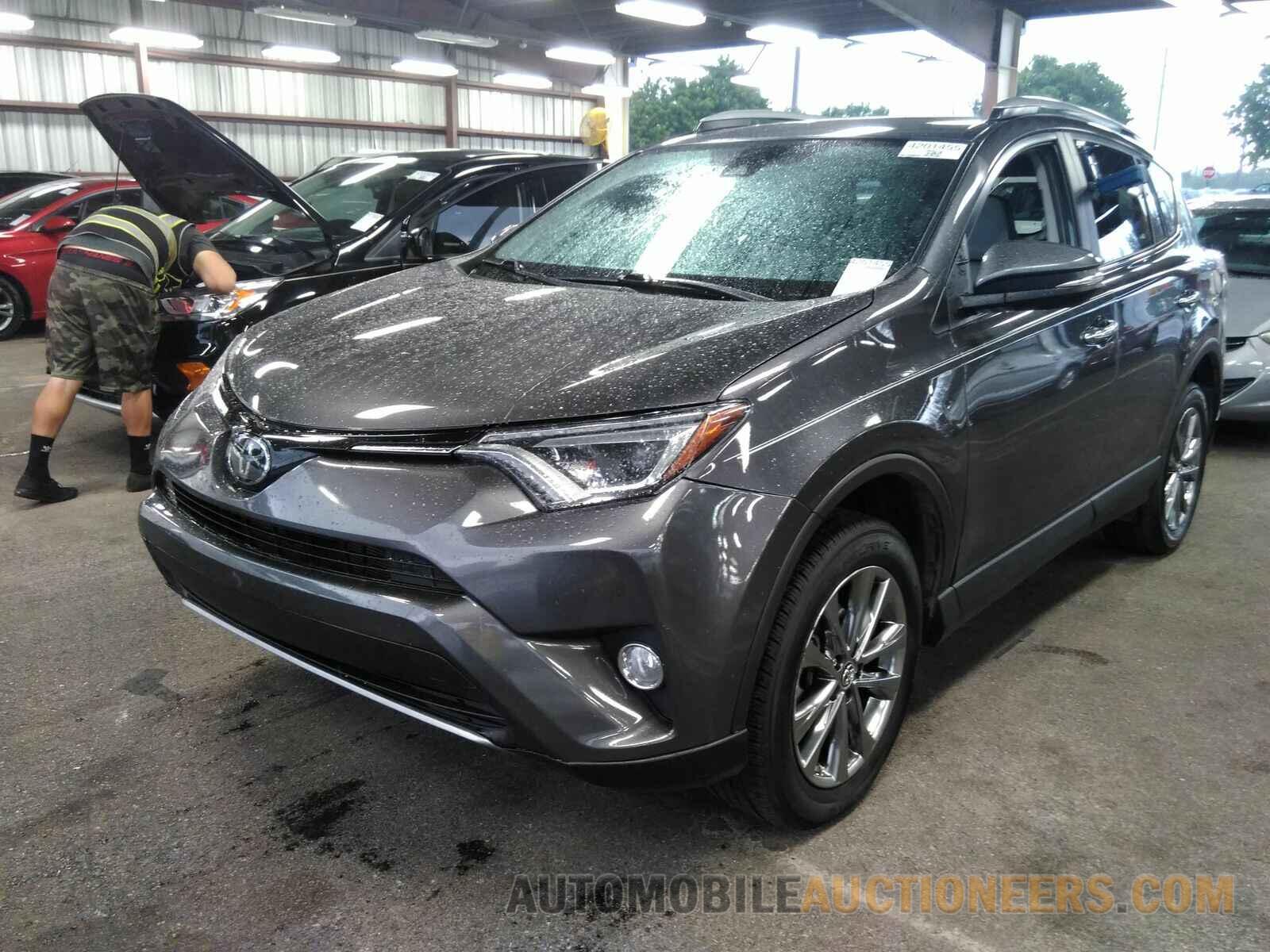 JTMYFREV1JJ735592 Toyota RAV4 2018