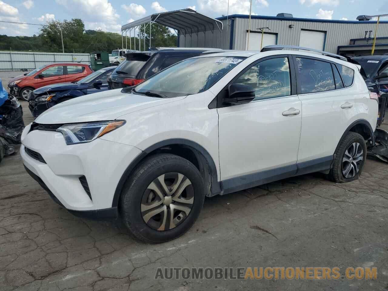 JTMZFREV0HJ711718 TOYOTA RAV4 2017