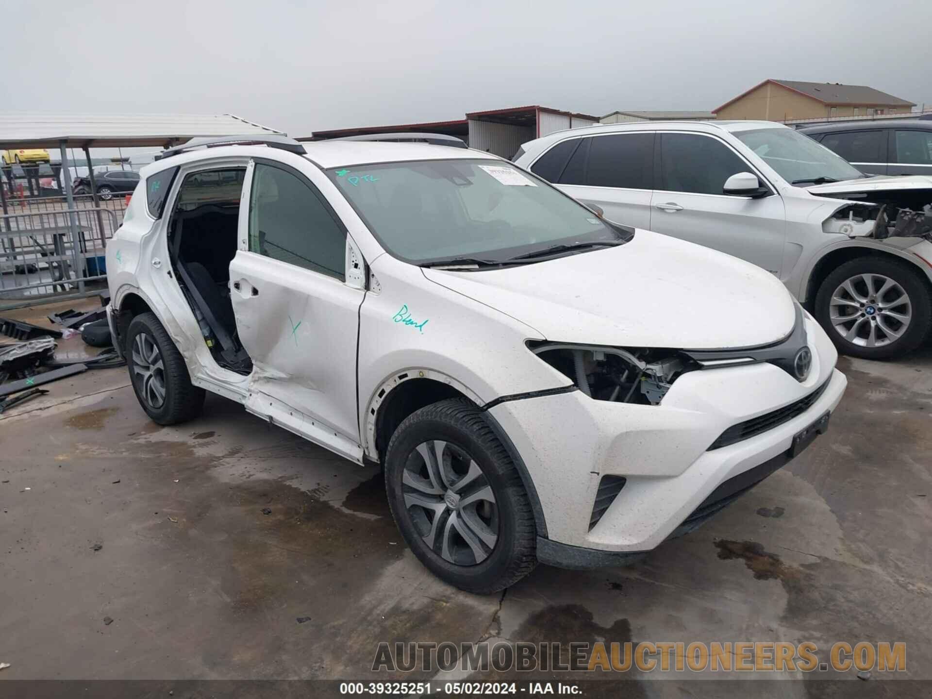 JTMZFREV0HJ711900 TOYOTA RAV4 2017